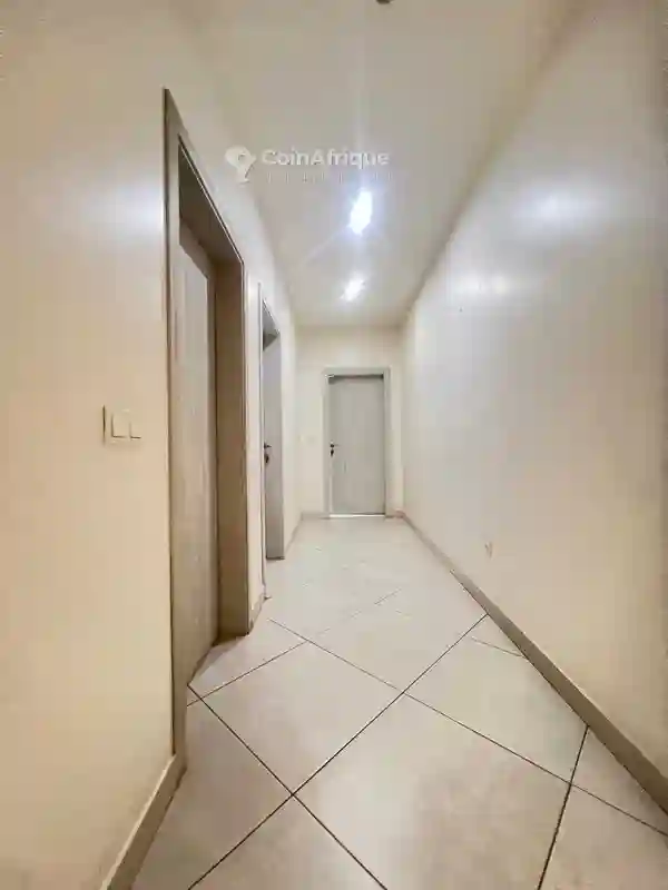 Location Appartement 4 Pièces - Fann Résidence - Vue 2