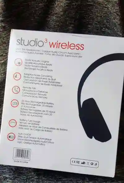 Vente Flash Casque Bluetooth Beats Studio 3 à Dakar - Vue 3