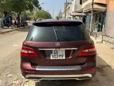 Mercedes Ml380 CDI 2013 à Dakar - Vue 2
