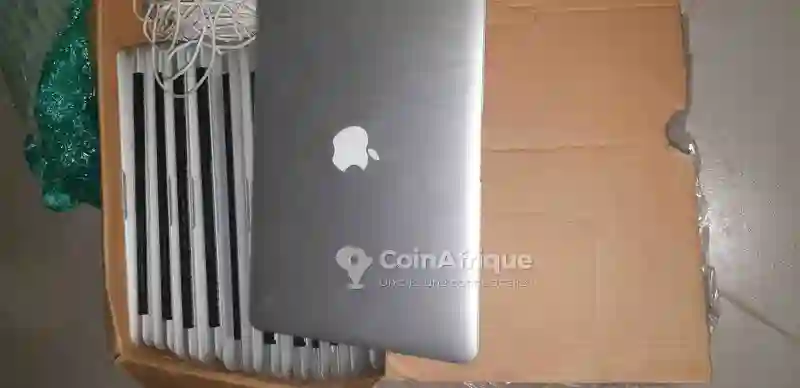 PC Macbook Air Core i5