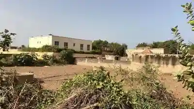 Terrain 700 Mètres Carrés à Vendre à Saly Sén à Mbour - Vue 1