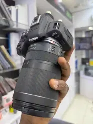 Canon R10 4k uhd 24