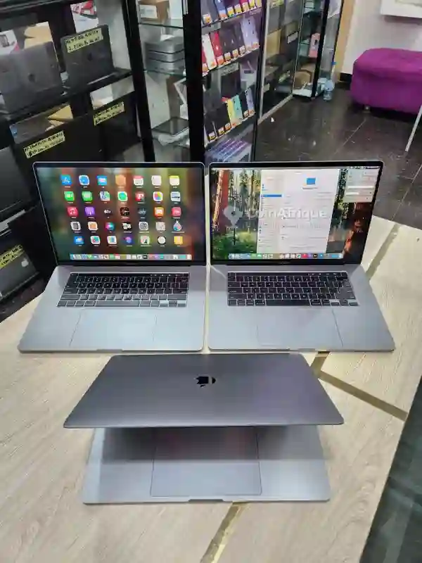 PC Macbook pro 2019 16 Pouce 4Go Graphique