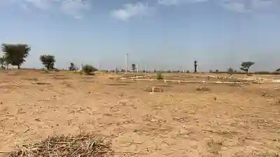 Terrain 300 Mètres Carrés à Vendre à Louly Sé à Mbour - Vue 1