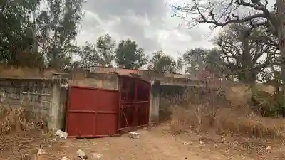Terrains 300 Mètres Carrés à Vendre à Saly Sé à Mbour - Vue 2