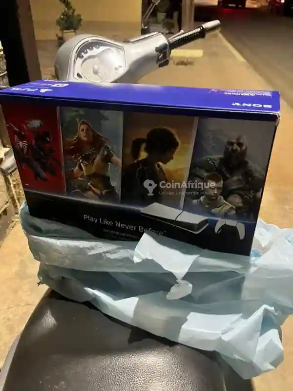 Playstation 5 Slim - Vue 1