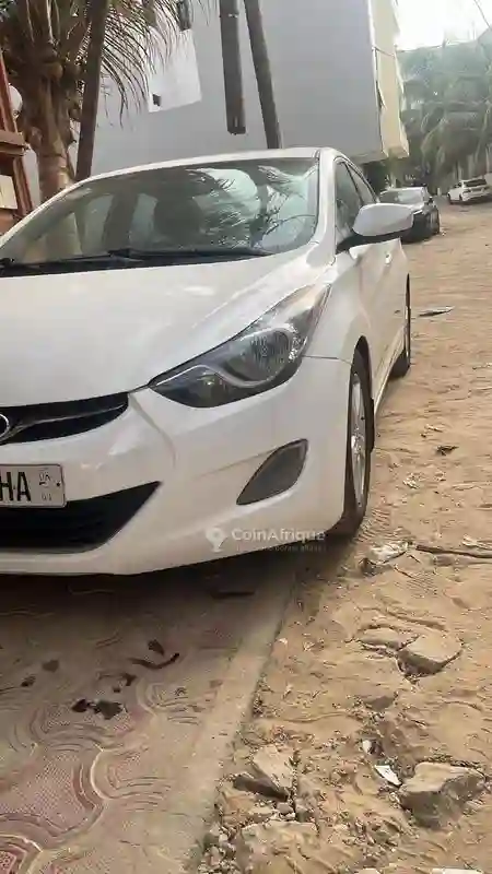 Hyundai Elantra 2013