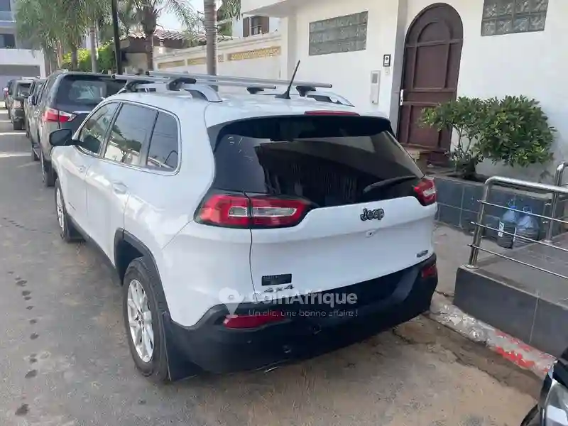 Jeep Cherokee 2015 - Vue 4