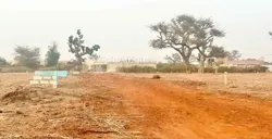 Terrains 300m² -malikounda