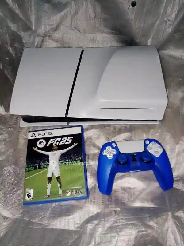 Playstation 5 Slim - Vue 2