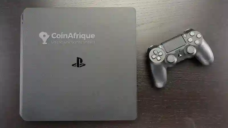 Playstation 4 Slim - Vue 1