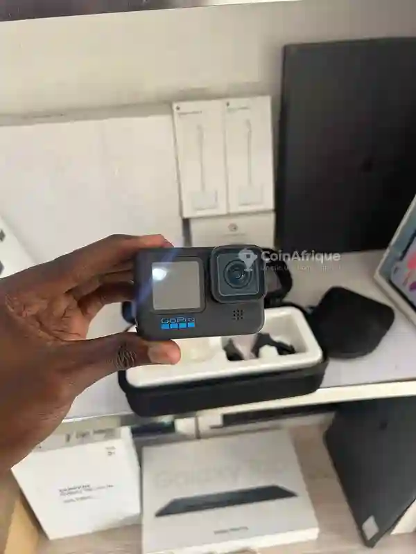 Go Pro Hero 11 Black - Vue 4