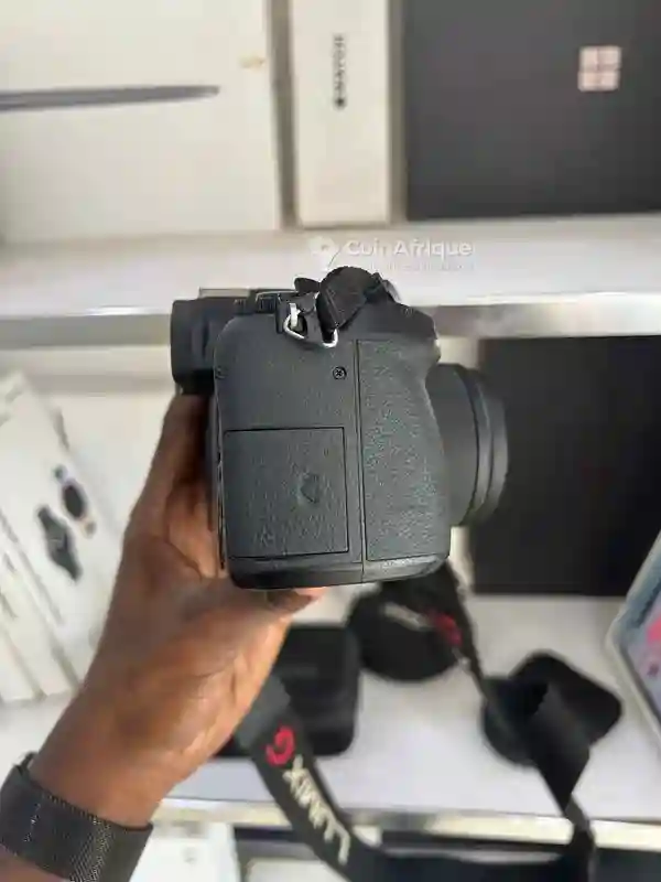 Panasonic Lumix Dmc-g85 + Objectif 25mm - Vue 1