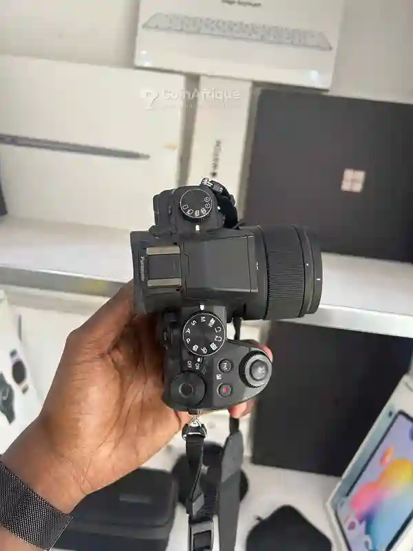 Panasonic Lumix Dmc-g85 + Objectif 25mm - Vue 5