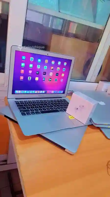 PC Macbook Air 2015 - Vue 1