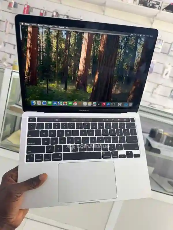 PC Macbook pro m1 512gb - Vue 1
