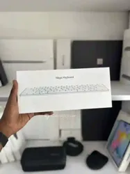 Apple Magic Keyboard - Qwerty