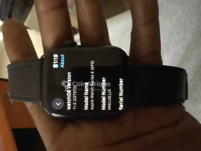 Apple Watch Series 8 - Vue 1