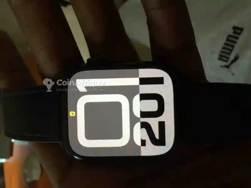 Apple Watch Series 8 - Vue 2