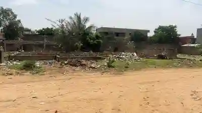 Terrain de 500 Mètres Carrés à Vendre à Mbour à Mbour - Vue 2