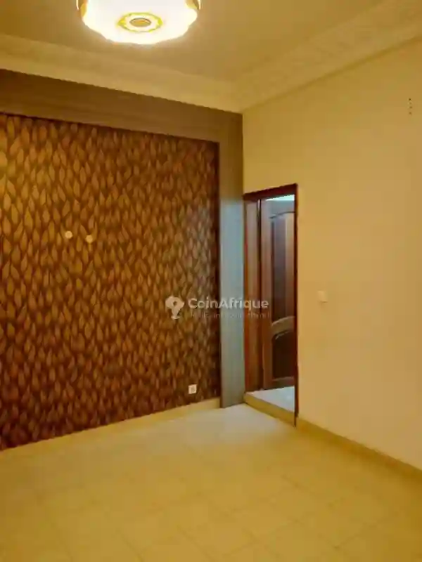 Location Appartement 4pièces -cité Keur Gorgui - Vue 5