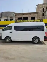 Location DE Mini BUS Nissan 12 Places à Dakar