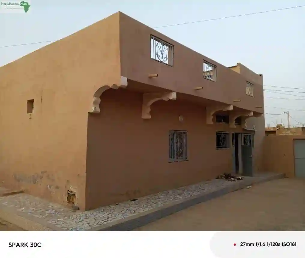 Maison de 3 Chambres Salon à Louer à Saly - Vue 2