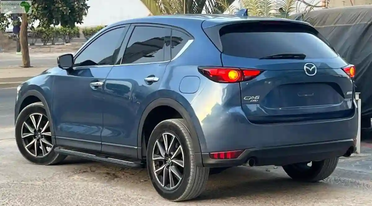 Mazda CX5 2018 Grand Touring Venant Essence V - Vue 3