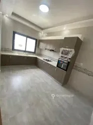 Location Appartement 5pièces -cité Mbakiyou