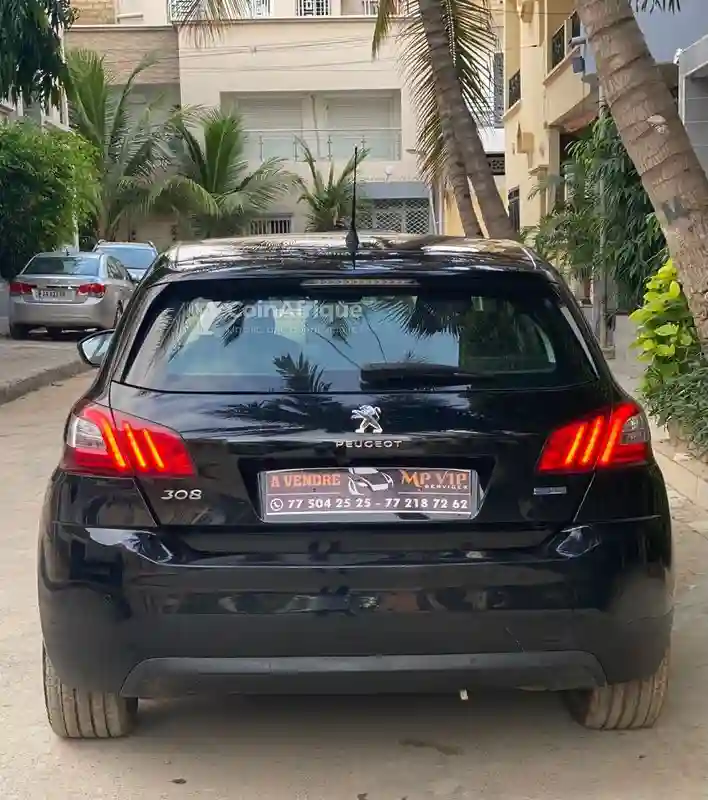 Peugeot 308 2016 - Vue 2