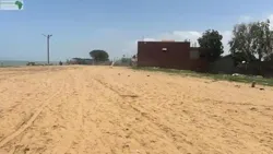 Terrain de 750 Mètres Carrés à Vendre à M