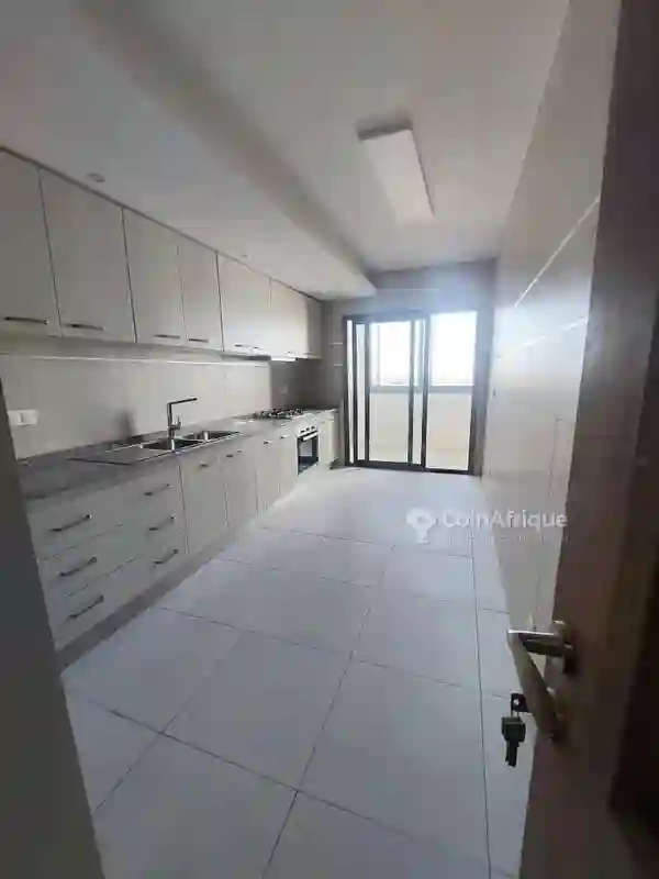 Location Appartement 4 Pièces - Sotrac Mermoz