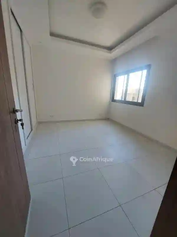 Location Appartement 4 Pièces - Sotrac Mermoz - Vue 3