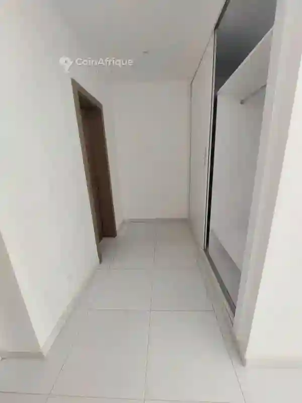 Location Appartement 4 Pièces - Sotrac Mermoz - Vue 5