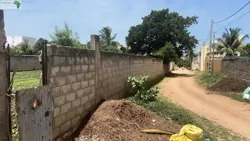 Terrain de 555 Mètres Carrés à Vendre à S