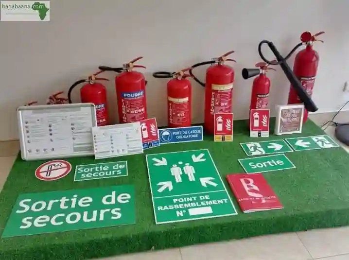 Vente D'extincteurs A EAU A Poudre A - Vue 2