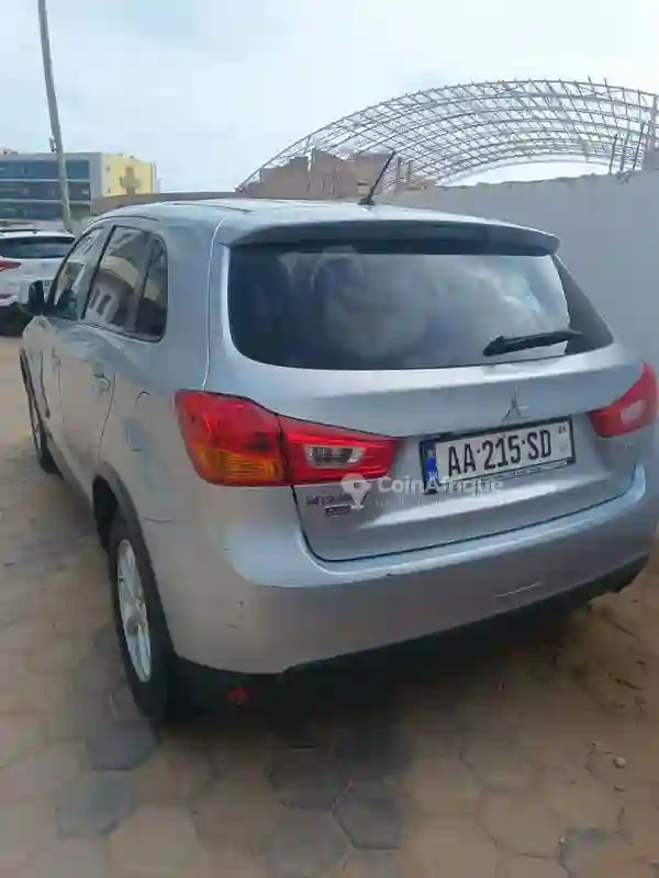 Mitsubishi RVR 2016