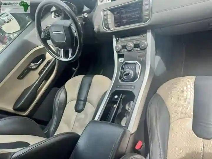 Range Rover Année 2013 - Vue 3