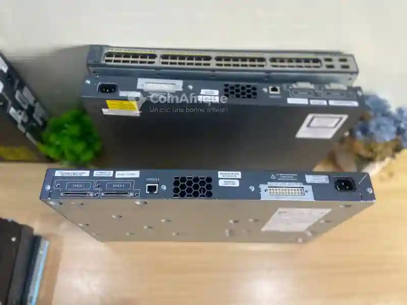 Switch Cisco Catalyst 3750 – 48 Ports Rj45 POE - Vue 1