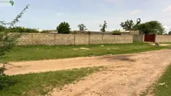 Terrain de 500 Mètres Carrés à Vendre à M