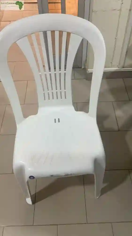 Vente DE Chaises Napoleons & Plastiques - Vue 2