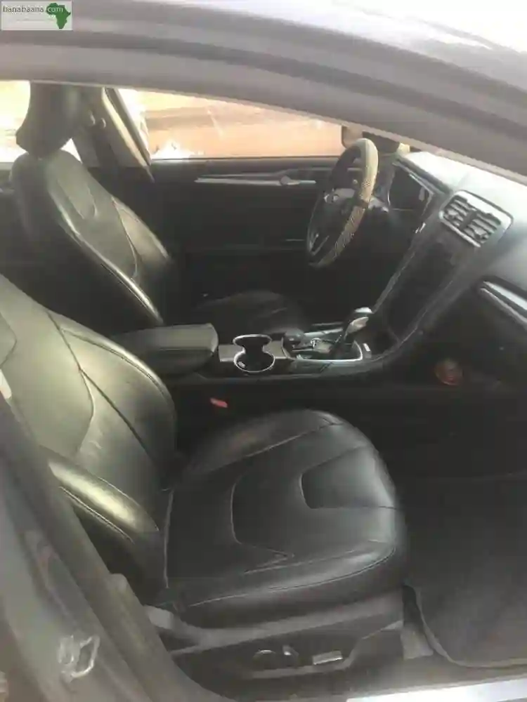 Ford Fusion Titanium - Vue 4