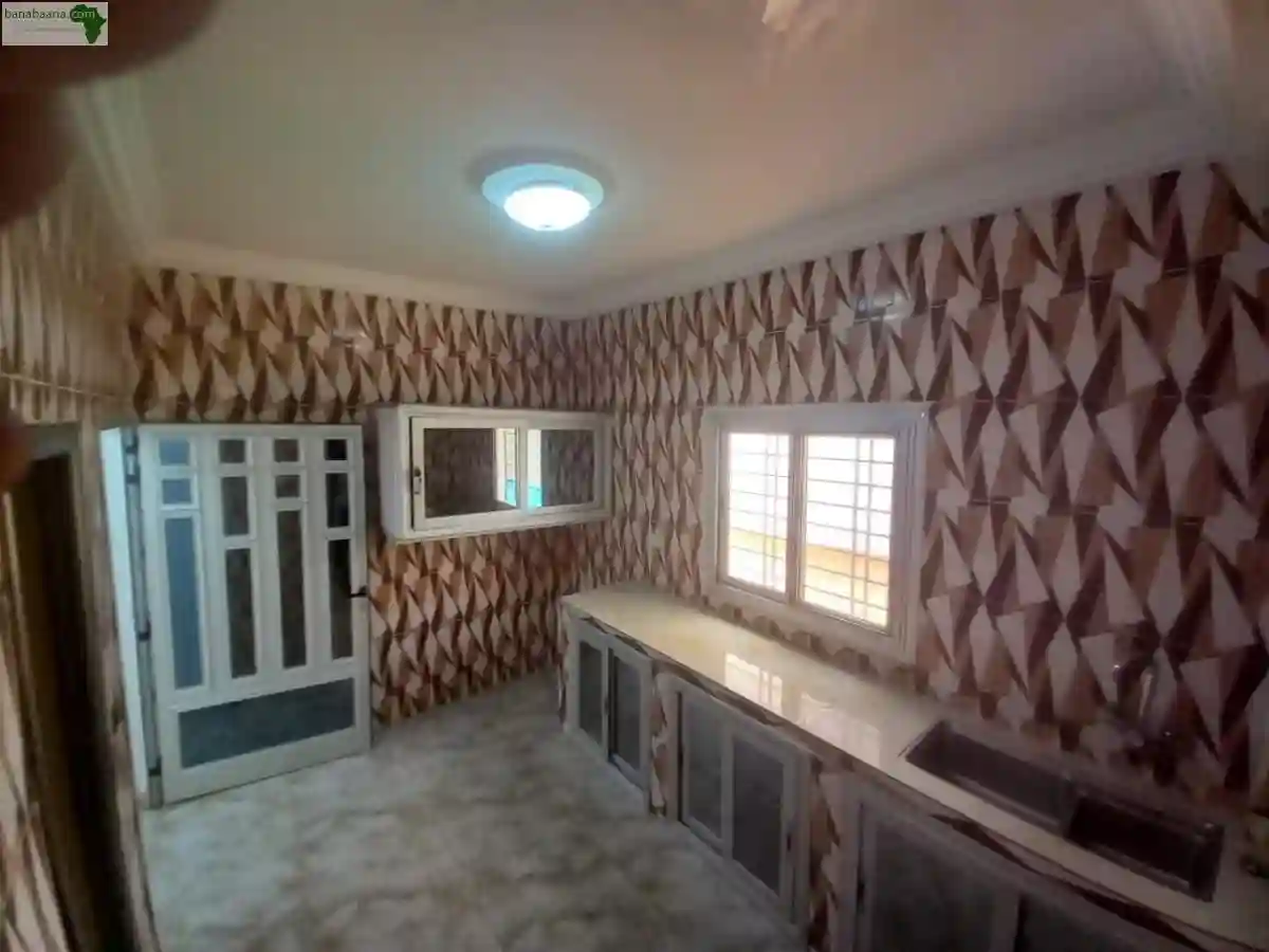 Villa Meublée de 500 Mètres Carrés à Saly - Vue 1