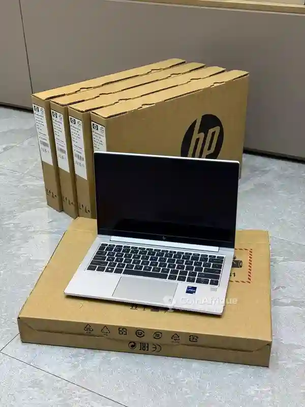 PC HP Elitebook 640 g10 - Vue 2