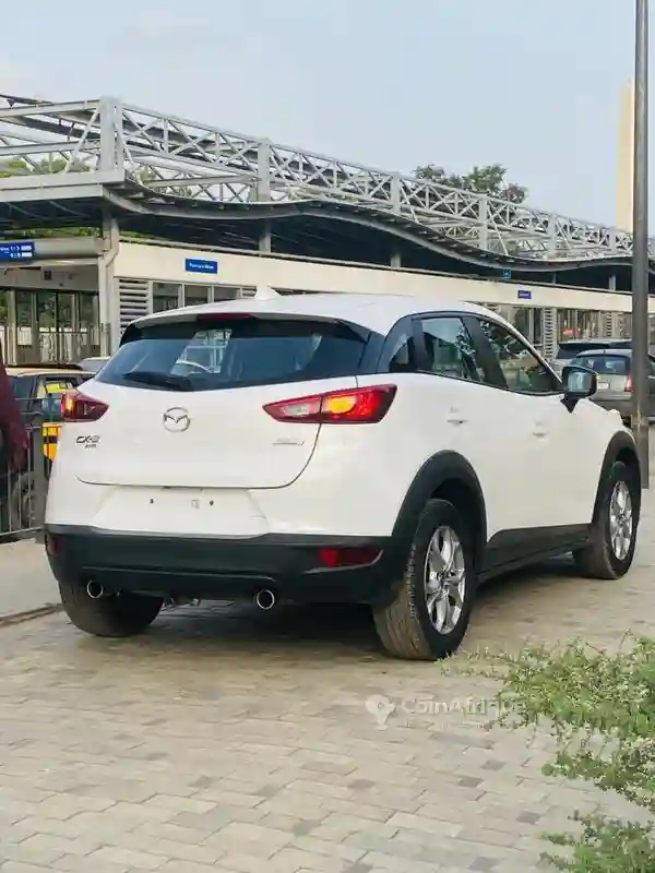 Citroen C4 2018 - Vue 5
