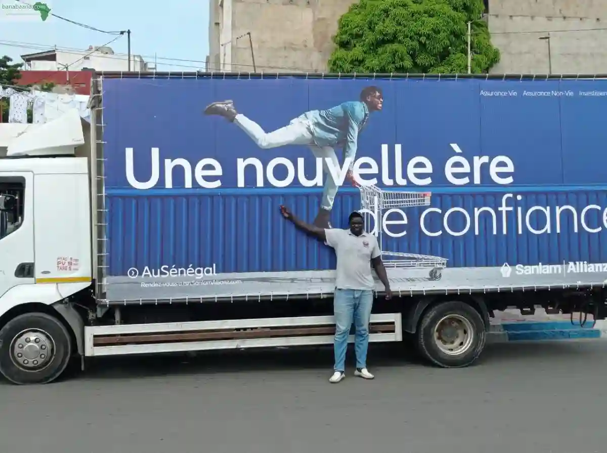 Location DE Camion Sonorise AU Senegal - Vue 3