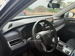 Mitsubishi Outlander 2023