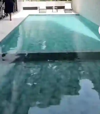 Carreaux Piscines Espagnol Moderne et Luxe à Dakar - Vue 3