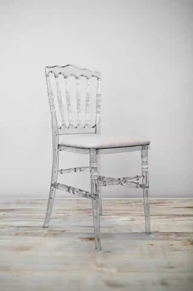 Chaise Cristal Qualité Premium