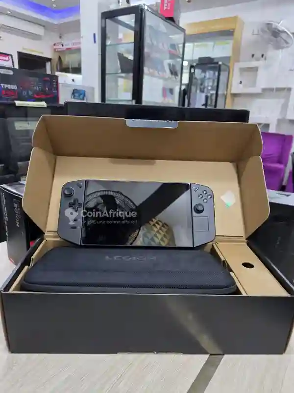 Lenovo Legion Go 88 - Vue 4